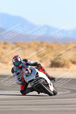 media/Jan-10-2025-CVMA Friday Practice (Fri) [[489e0da257]]/Group 4 and Trackday/Session 4 (Turn 16)/